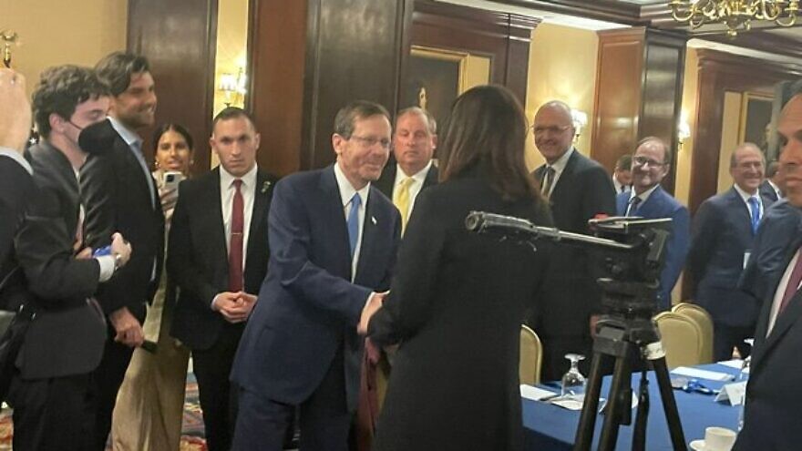 Israeli President Herzog meets with U.S. Jewish leaders in Washington, Oct. 25, 2022. Courtesy photo.