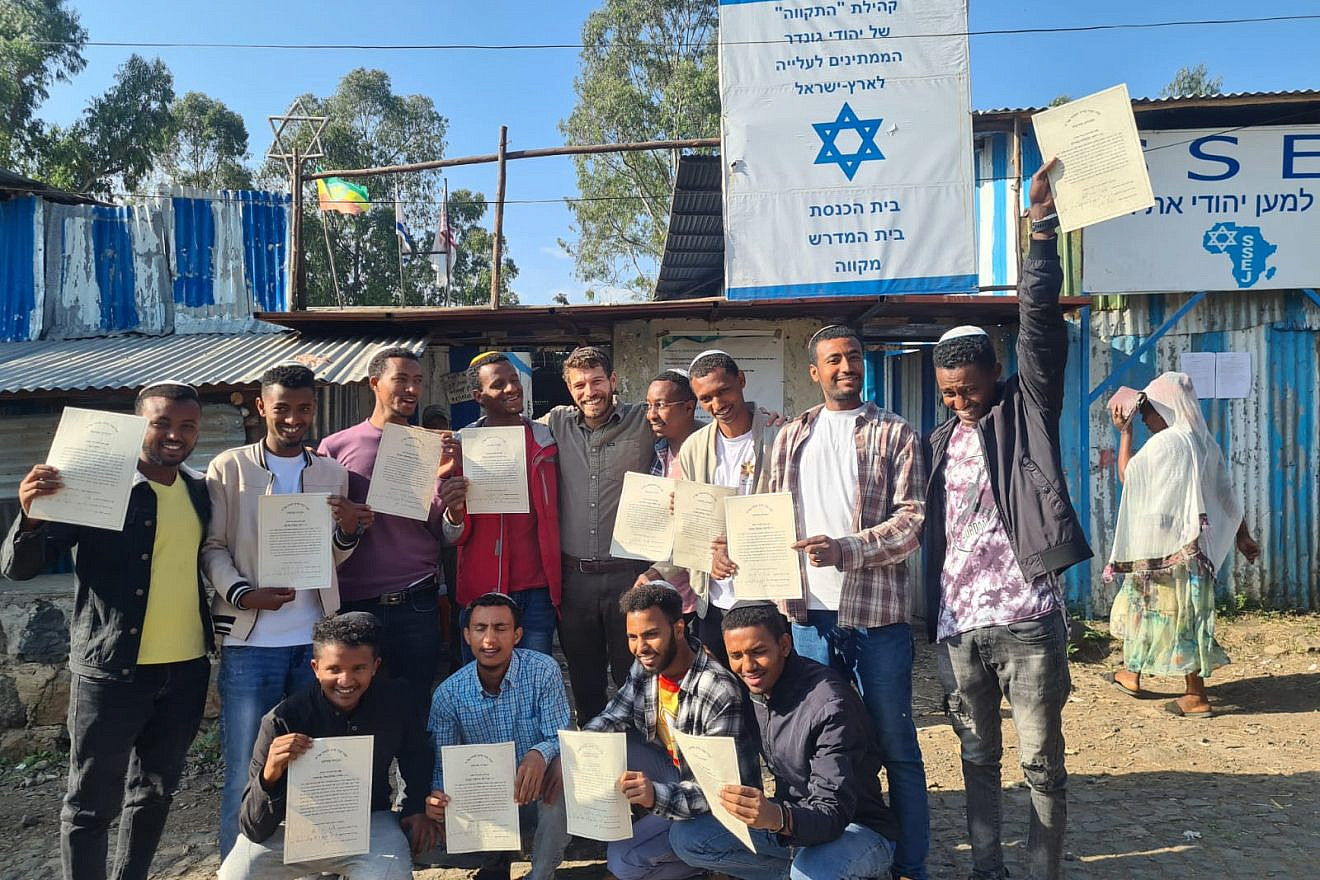 Graduates of the first-ever initiative to train local shochtim, or ritual slaugtherers, to produce kosher meat for the Jewish community in Ethiopia. Credit: Ohr Torah Stone.