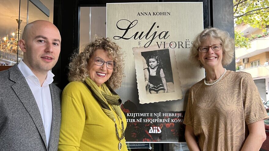 Ledion Krisafi (AIIS), Dr Anna Kohen and Liesbeth Heenk (Amsterdam Publishers) in Tirana, November 2022.