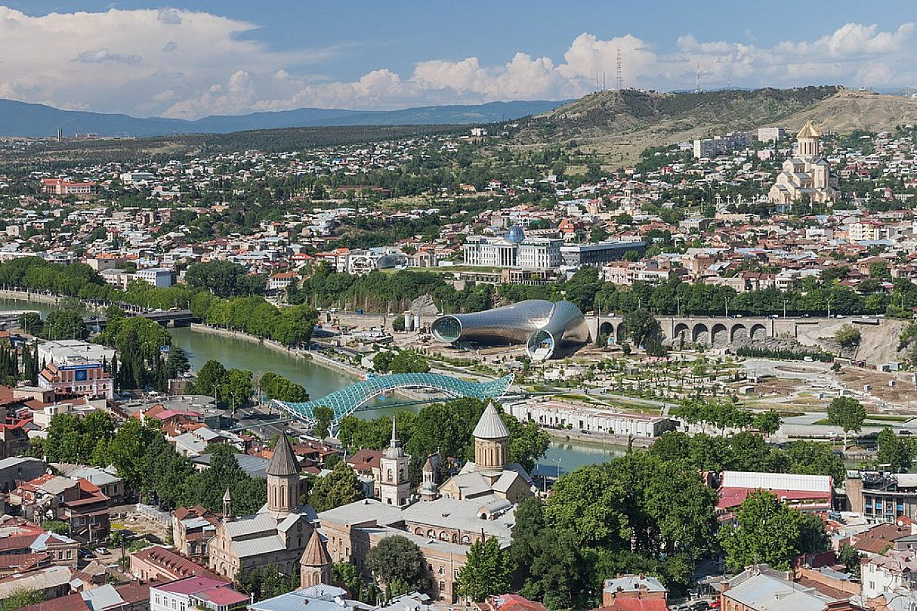 The view from the Narikala fortress. Tbilisi, Georgia. Marcin Konsek/Wikimedia Commons.