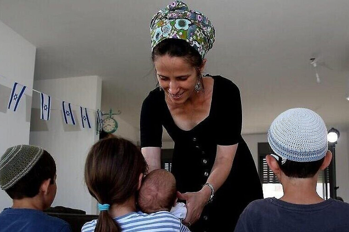 Ayelet Rosenberg and her children. Credit: Courtesy of Sheba Medical Center.