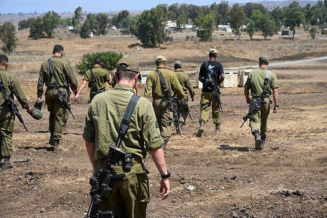 Soldiers of the IDF's 7th Tank Brigade and Golani Brigade start joint training in the central Golan Heights on Aug. 29, 2022. Photo: Michael Giladi/Flash90