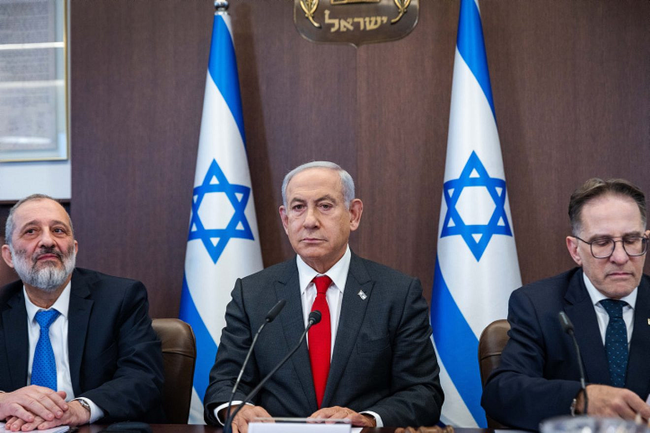 Israeli Prime Minister Benjamin Netanyahu leads a meeting at his office in Jerusalem, Jan. 8, 2023. Photo by Olivier Fitoussi/Flash90.