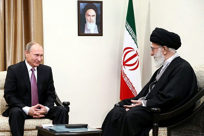 Russian President Vladimir Putin meets with Iran's Supreme Leader Ayatollah Ali Khamenei in Tehran, Nov. 23, 2015. Credit: english.khamenei.ir via Wikimedia Commons.