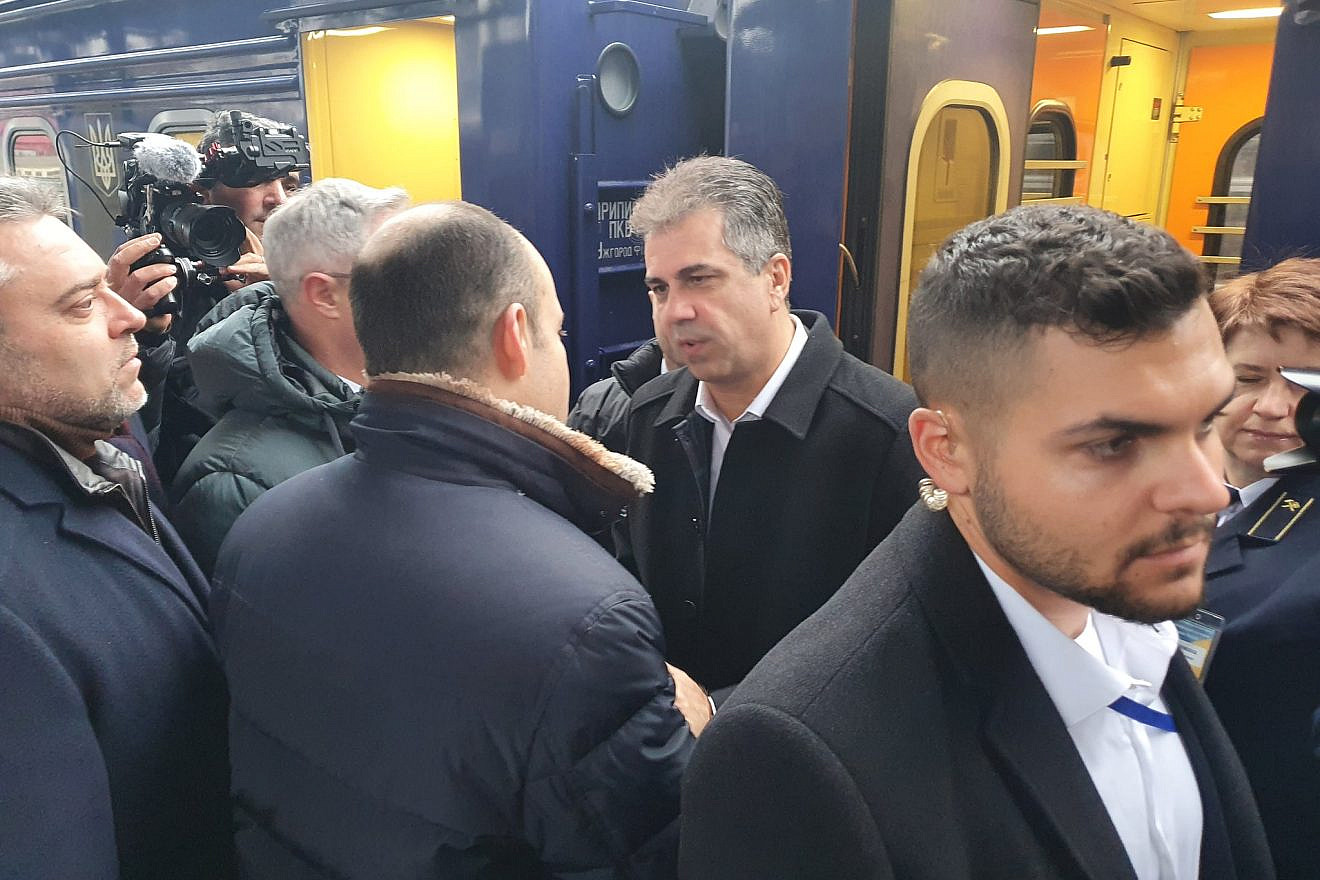 Israeli Foreign Minister Eli Cohen arrives in Ukraine for a solidarity visit ahead of the first anniversary of the Russian invasion, Feb. 15, 2023. Credit: Israeli Foreign Ministry.