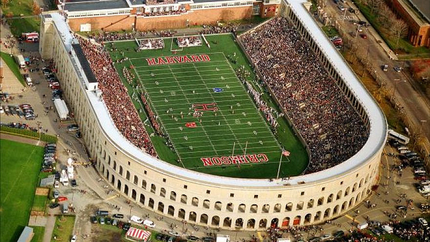 An aerial view of the 2006 Harvard-Yale football game. Source: Harvard Sports Information Dept. via Wikimedia Commons.