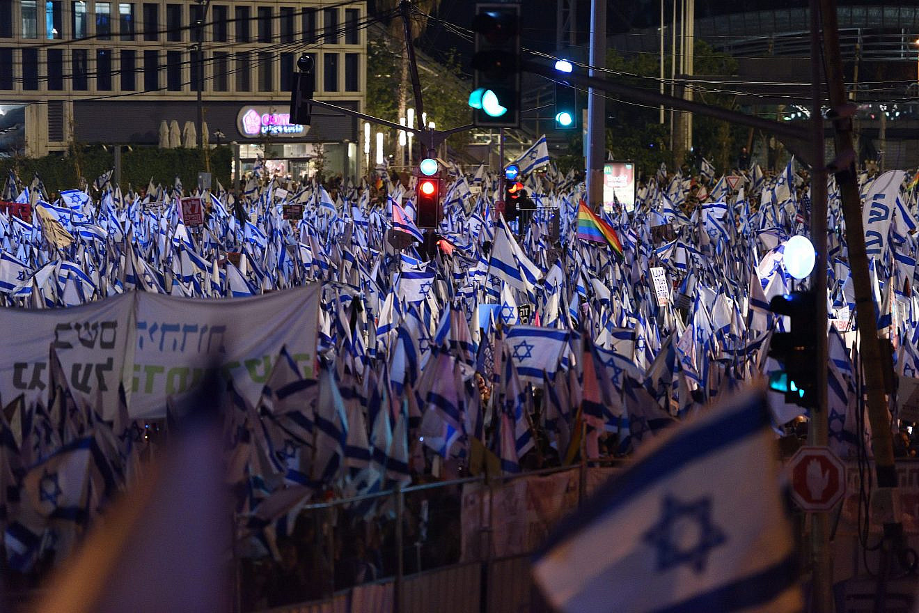Thousands of Israeli protesters rally in Tel Aviv against the Israeli government's judicial overhaul bills on Feb. 25, 2023. Photo by Gili Yaari/Flash90.