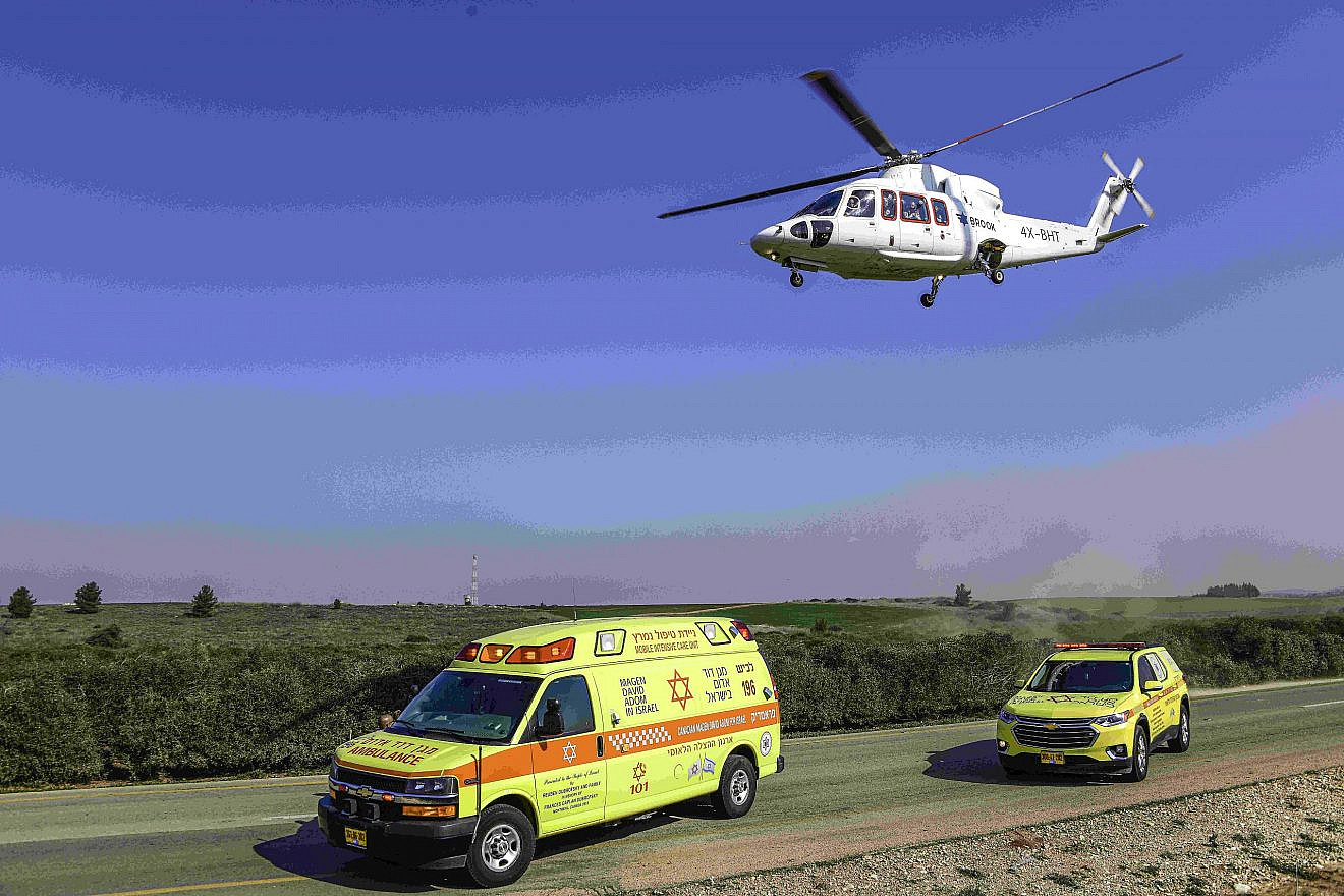 A Hatzolah Air Medivac Helicopter drills with a Magen David Adom ambulance in Israel. Courtesy of MDA.