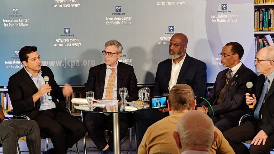 Israeli Minister for Diaspora Affairs Amichai Chikli speaks with South African and African-American religious leaders at an event at the Jerusalem Center for Public Affairs. Source: Jerusalem Center for Public Affairs.