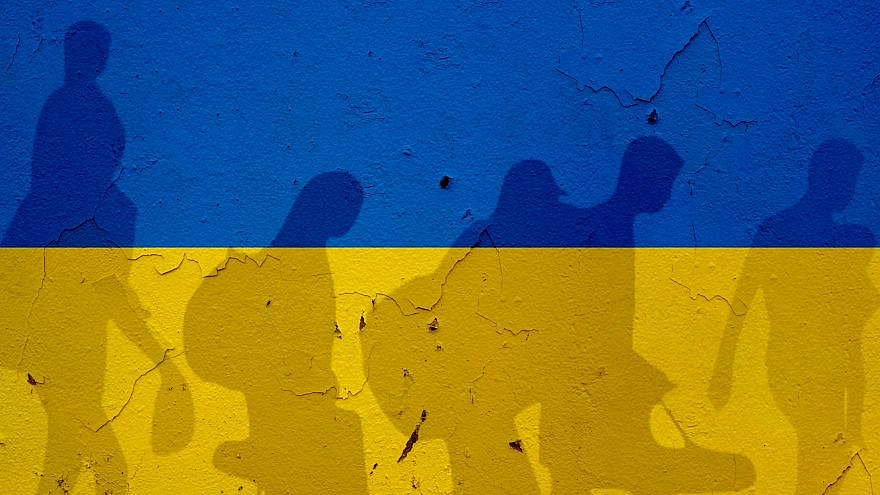 Wave of Ukrainian refugees. Credit: rfranca/Shutterstock.