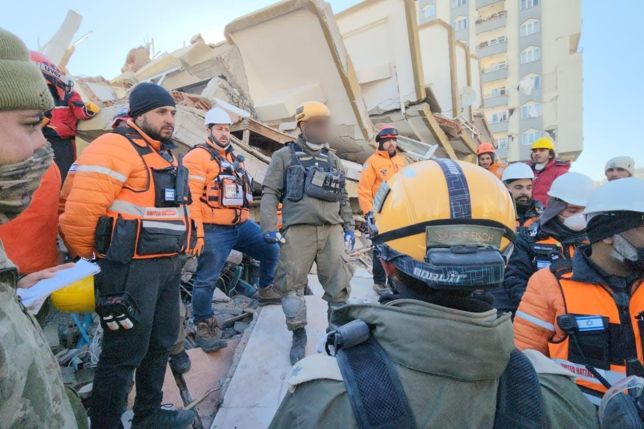 Israel Defense Forces and United Hatzalah rescue personnel in Gaziantep, Turkey, Feb. 8, 2023. Credit: United Hatzalah.