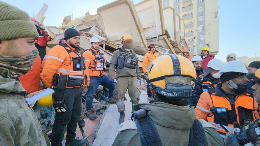 Israel Defense Forces and United Hatzalah rescue personnel in Gaziantep, Turkey, Feb. 8, 2023. Credit: United Hatzalah.