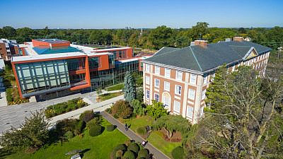 Levermore Hall and Nexus Academic Building at Adelphi University on Long Island, N.Y. Credit: Shaunpassaic via Wikimedia Commons.