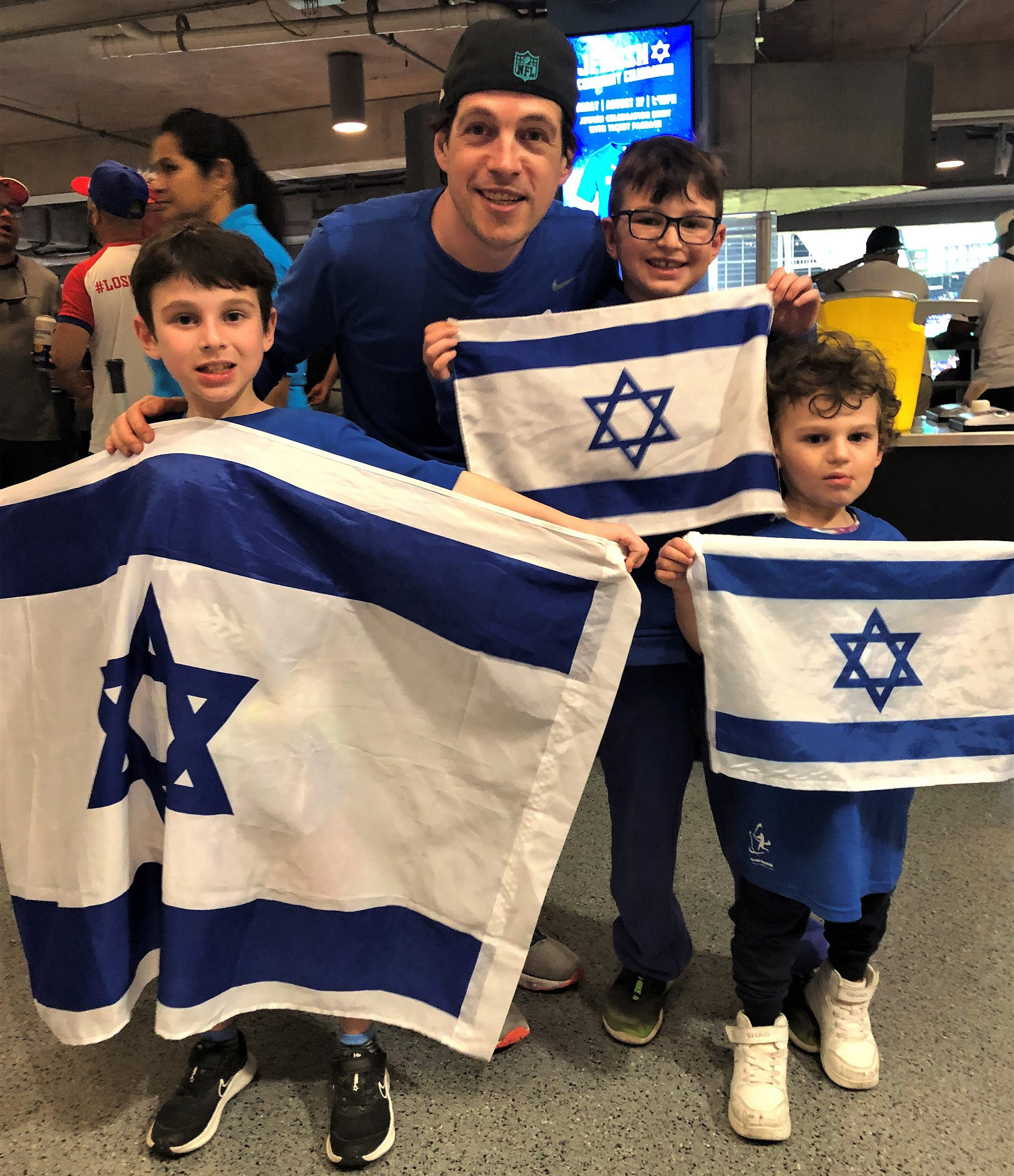 Team Israel baseball gear a home run with kvelling American Jewish fans