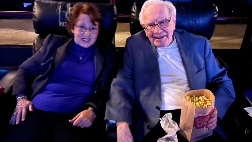 Warren Buffett and Ellen Marcus, daughter of the late Holocaust survivors Lottie and Howard Marcus, attend the Omaha Film Festival screening of “Who Are the Marcuses?” on March 9 at Aksarben Cinema in Omaha, Neb. Credit: Courtesy of Americans for Ben-Gurion University.