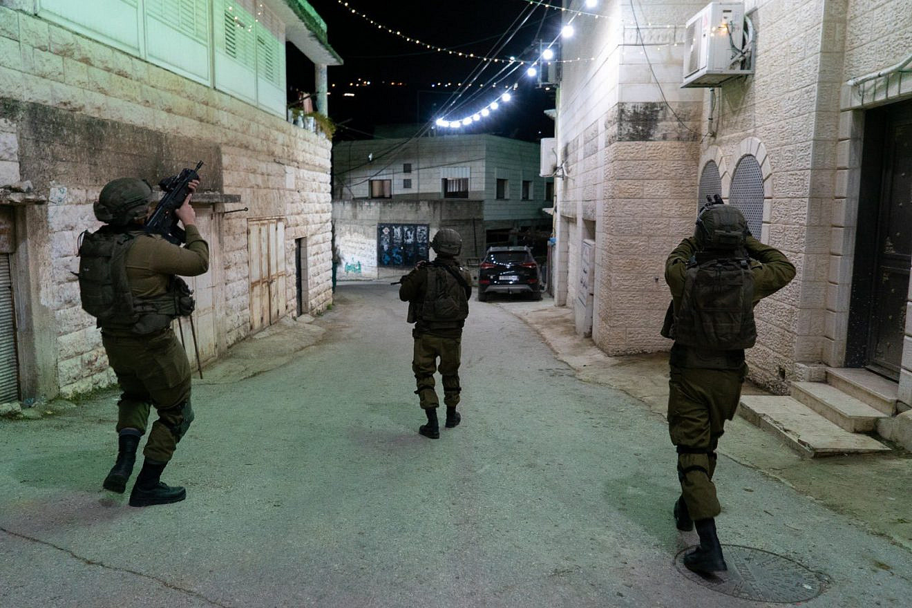 Israeli soldiers operate in Judea and Samaria. Credit: IDF.