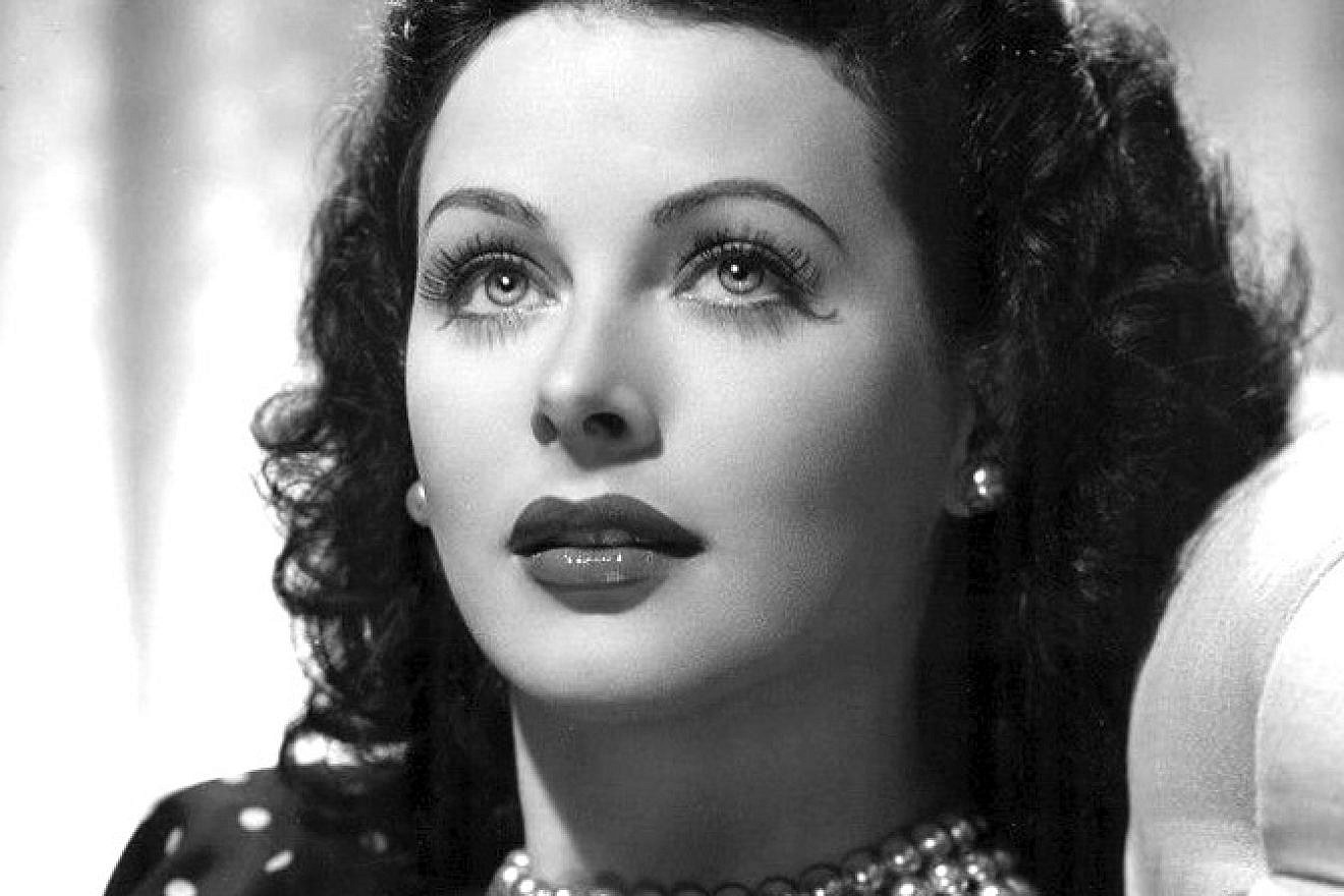 Hedy Lamarr publicity photo for the 1944 film “The Heavenly Body.” Credit: Wikimedia Commons.