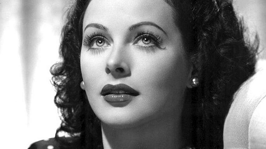 Hedy Lamarr publicity photo for the 1944 film “The Heavenly Body.” Credit: Wikimedia Commons.