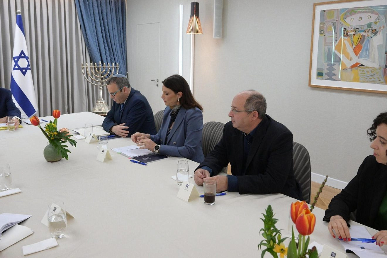 Israeli President Isaac Herzog meeting with representatives from the Labor Party on March 29, 2023 at the President's Residence in Jerusalem, Israel. Photo credit: Amos Ben-Gershom (GPO)