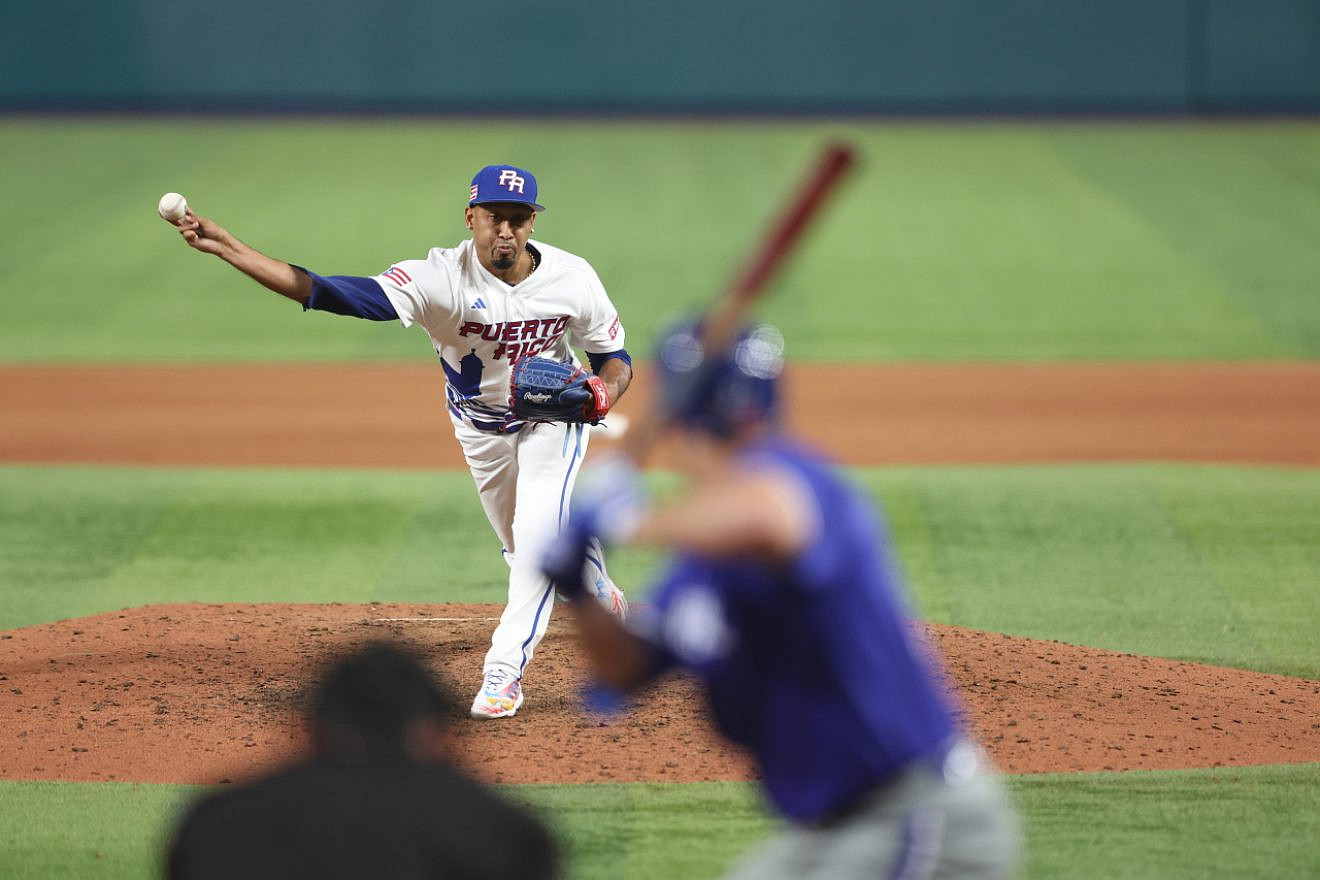 Edwin Díaz, of Puerto Rico, pitches against Matt Mervis, of Israel, at the World Baseball Classic on March 13, 2023. Credit: Courtesy of Major League Baseball.