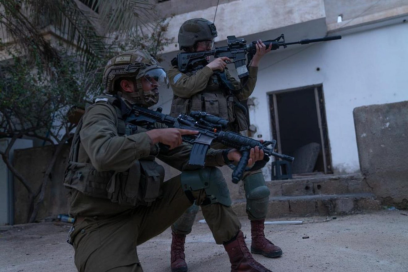 Israeli soldiers during a nighttime anti-terror operation in Judea and Samara. Credit: IDF.
