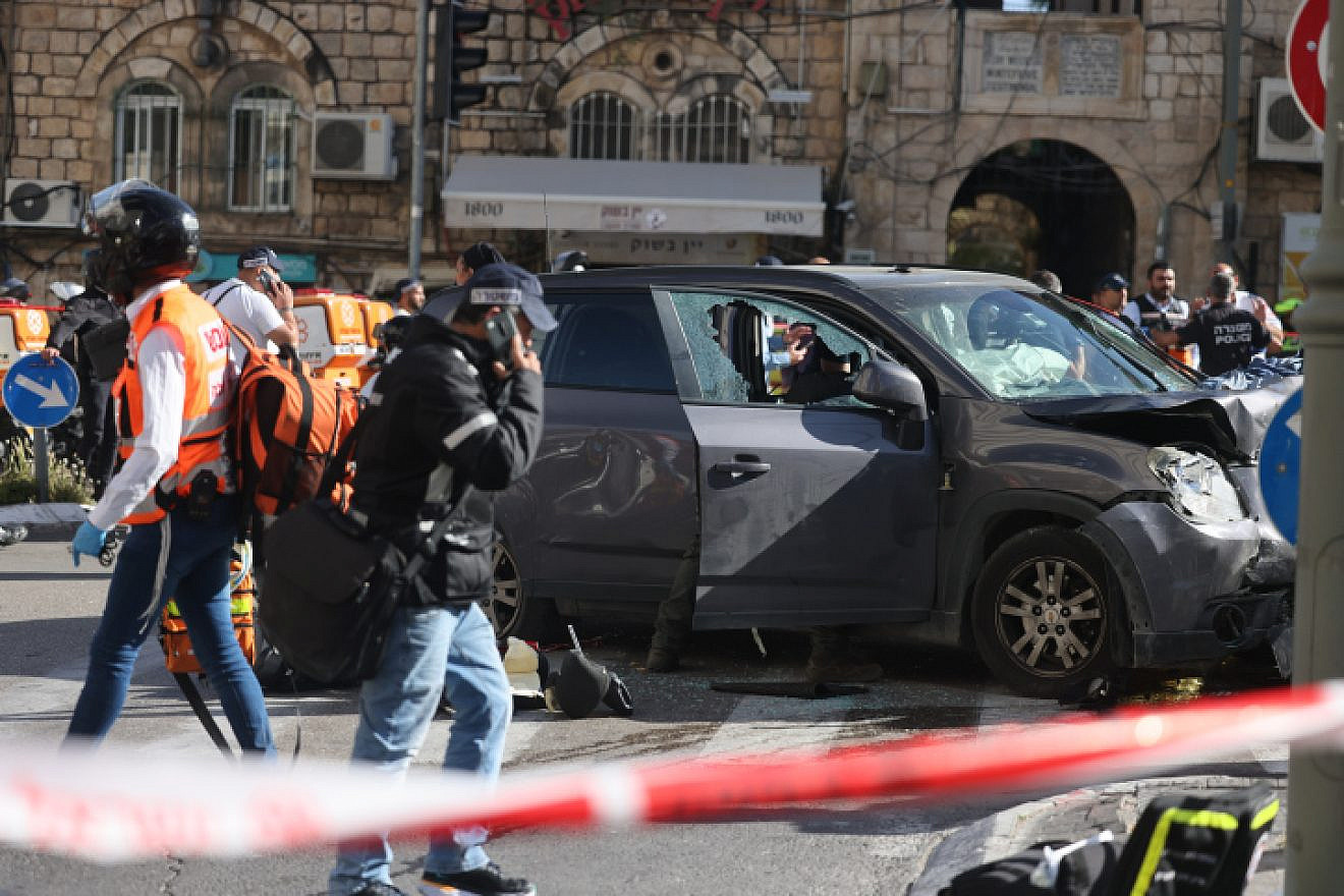 The scene after a car-ramming attack in Jerusalem, April 24, 2023. Photo by Yonatan Sindel/Flash90.