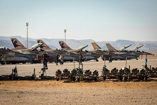 Israeli Air Force technicians at work during an aerial exercise at the Ovda base in southern Israel, Oct. 24, 2021. Photo by Olivier Fitoussi/Flash90.