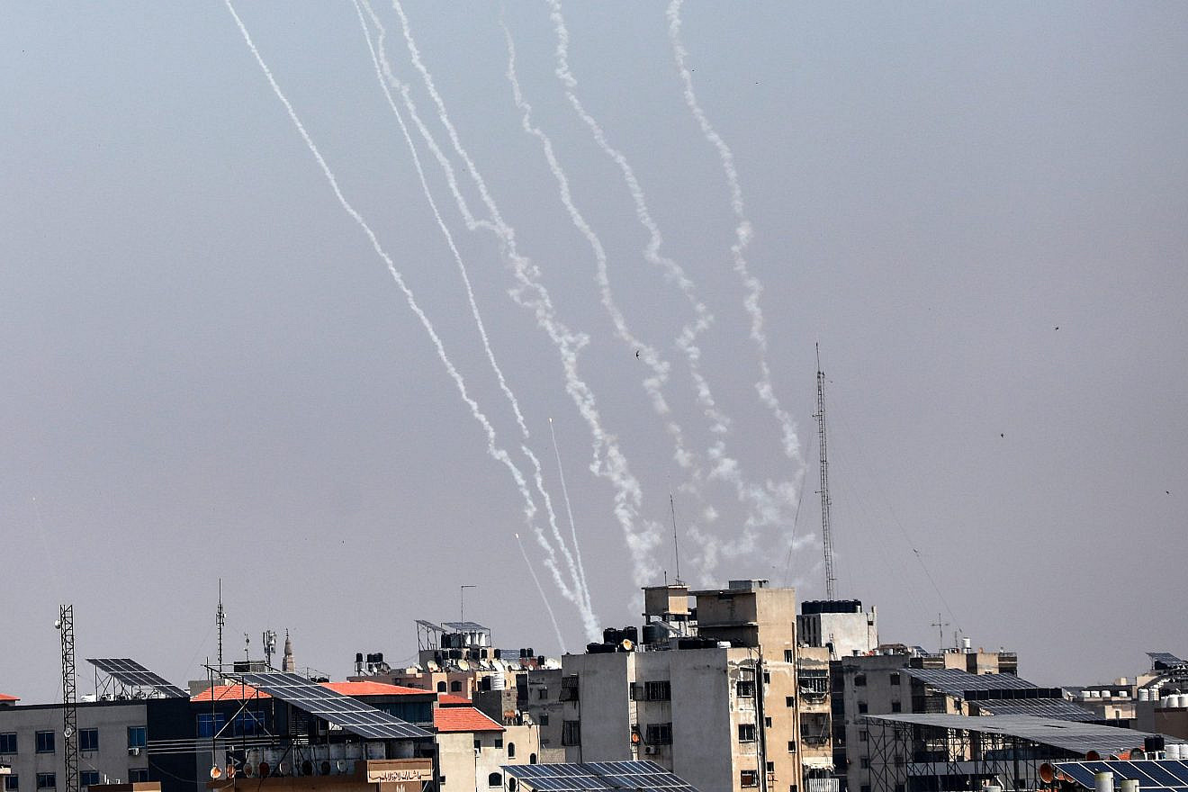 Palestinian Islamic Jihad fires rockets at southern Israel from the Gaza Strip, May 10, 2023. Photo by Majdi Fathi/TPS.