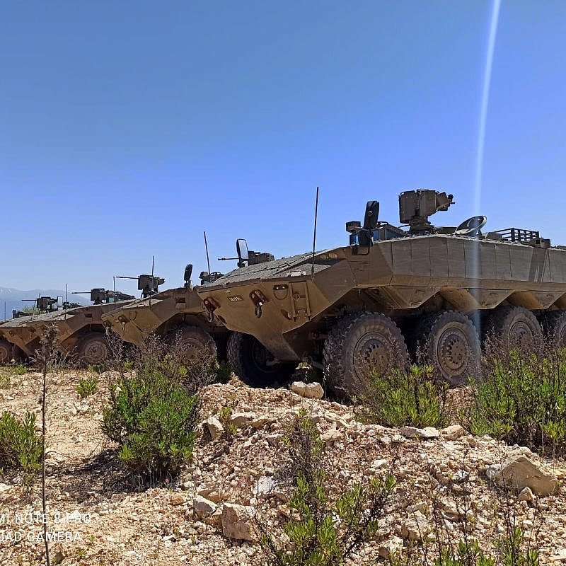 Nahal Brigade infantrymen drill for the first time with Eitan APCs, May 28, 2023. Credit: Ministry of Defense Spokesperson’s Office and IDF Spokesperson’s Unit.