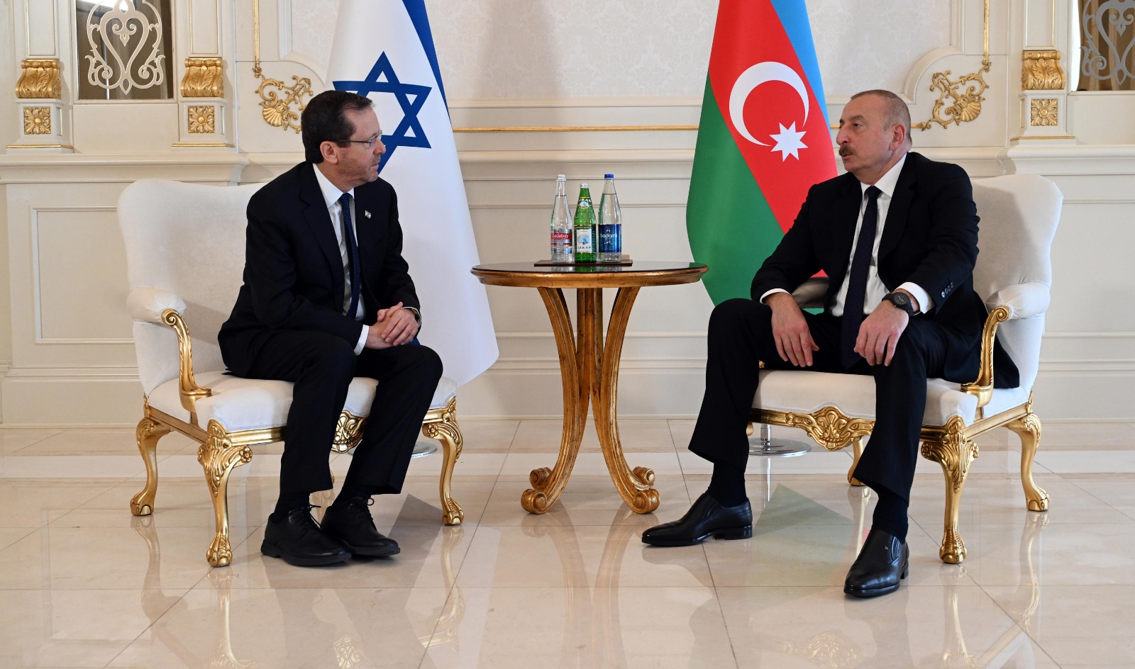 Israel's president in Baku to further strategic partnership