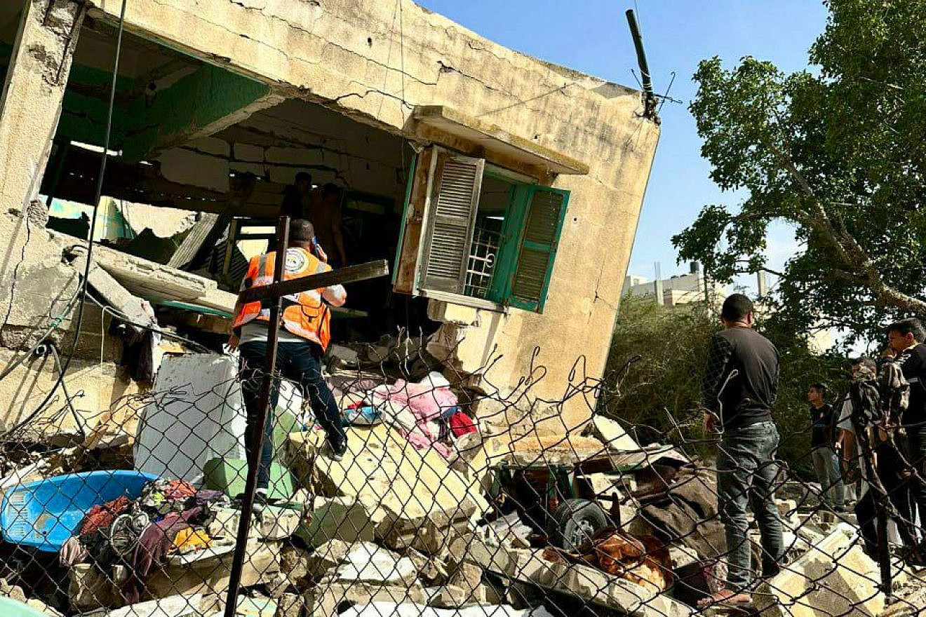 Senior Palestinian Islamic Jihad terrorist Ahmed Abu-Deka's house in Khan Younis, Gaza, destroyed by an Israeli airstrike, May 11, 2023. Source: Twitter.