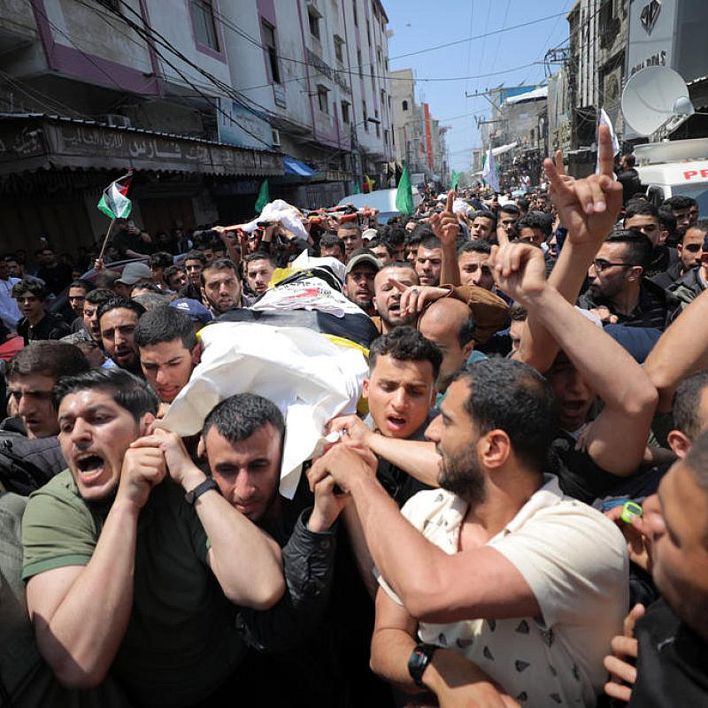 Funeral in Gaza City of the dead at the air strikes Israel carried out in retaliation for the rocket attack toward civilian targets in southern Israel. Three Islamic Jihad militant group leaders and ten civilians were killed. Gaza, May 9, 2023. Photo by Majdi Fathi/TPS