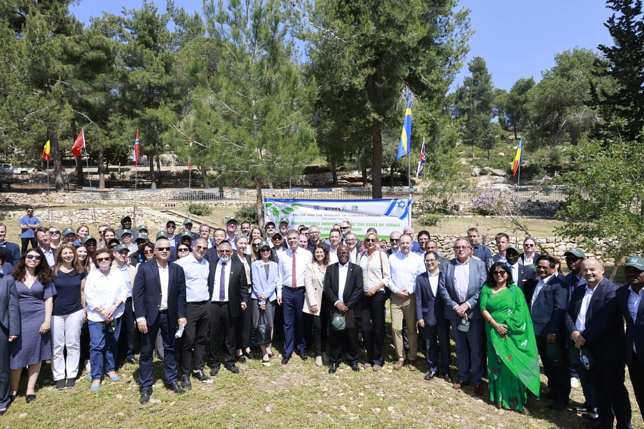 Diplomats stationed in Israel participate in a Keren Kayemet LeYisrael-Jewish National Fund tree planting event in the Jerusalem Forest, May 3, 2023. Photo by Yossi Zamir/KKL-JNF.