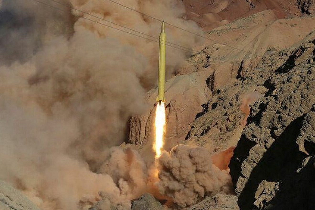 Iran's Revolutionary Guards Corps tests a Qadr-110 (also transliterated as Ghadr-110) ballistic missile on March 2016. Credit: Tasnim News Agency via Wikimedia Commons.