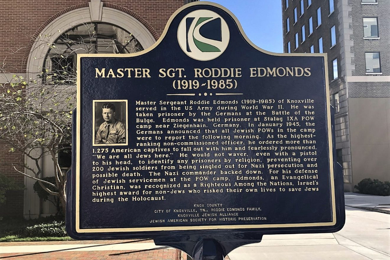 Historical marker in Knoxville, Tenn., for Roddie Edmonds, Nov. 12, 2020. Credit: Jrryjude via Wikimedia Commons.