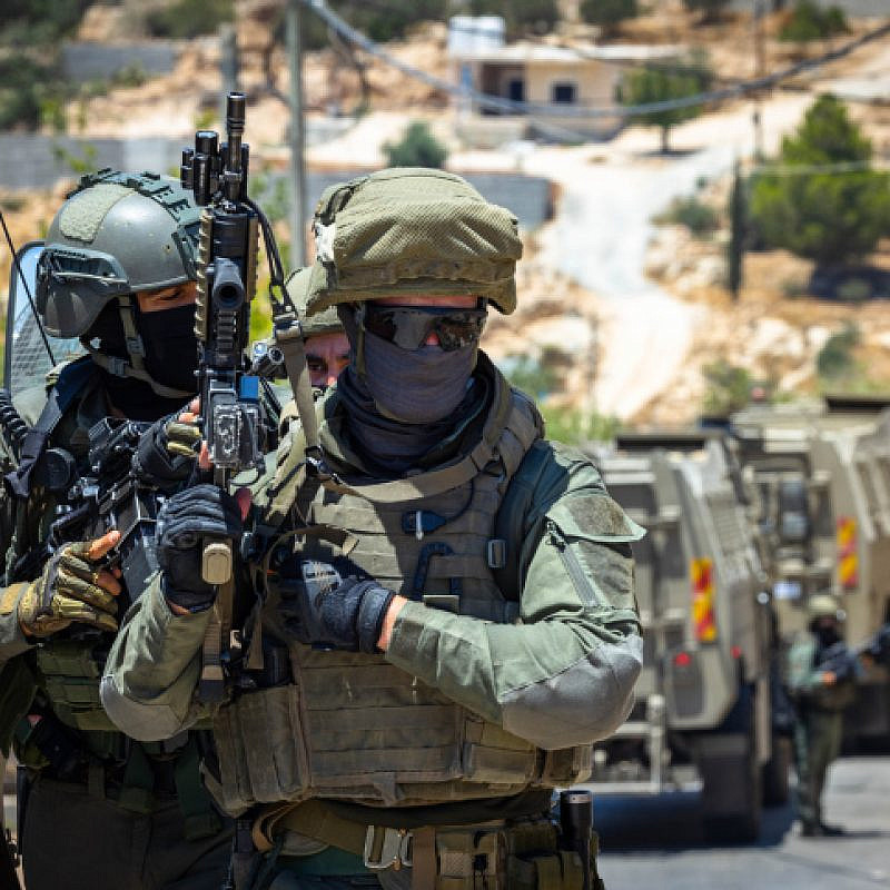 Members of the Yamas counter-terrorist unit participate in a military operation in Dahariya. The unit is attached to the Israeli Border Police, but a direct subordinate to the Shin Bet. Aug. 2, 2022. Photo by Nati Shohat/Flash90,