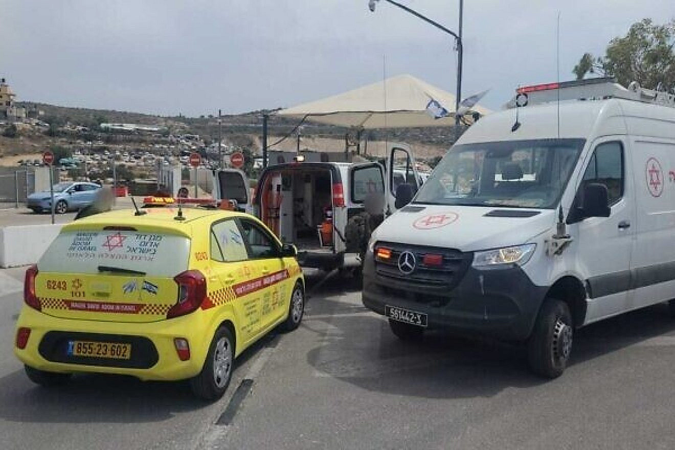 Emergency responders at the Rihan Crossing in Samaria, June 13, 2023. Credit: MDA.