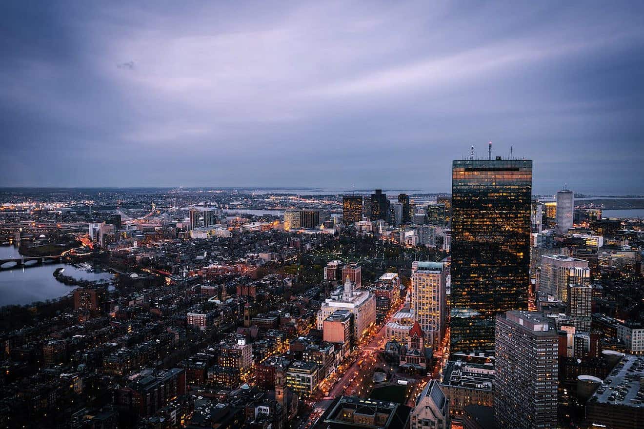Boston. Credit: Andrés García/Pexels.