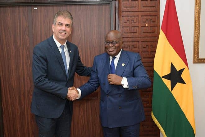 Israeli Foreign Minister Eli Cohen (left) meets with the President of Ghana Nana Akufo-Addo in Accra. July 26, 2023. Credit: Israeli Foreign Ministry.