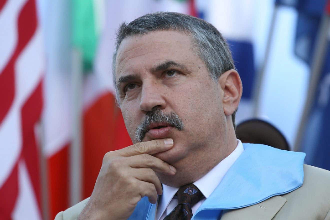 “New York Times” columnist Thomas L. Friedman after receiving his honorary doctorate from the Hebrew University of Jerusalem on June 3, 2007. Photo by Rebecca Zeffert/Flash90.