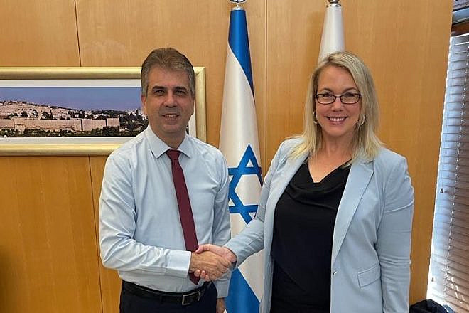 Foreign Minister Eli Cohen meets with U.S. Chargé d'Affaires Stephanie Hallett in Jerusalem, July 24, 2023. Credit: MFA.
