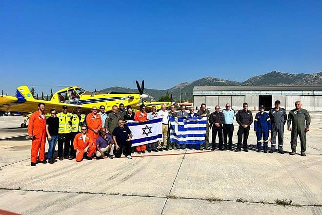 Israeli emergency response teams complete their firefighting mission in Greece, where planes operated under extreme temperatures exceeding 45 degrees Celsius, Jul7 23, 2023. Credit: Israel Police Spokesperson’s Unit.