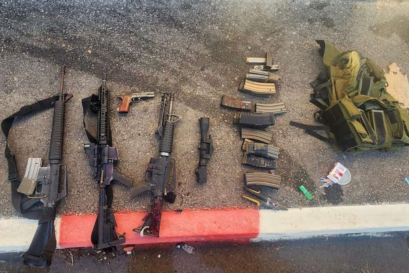 Weapons and gear found in a vehicle used in an attempted terror on Mount Gerizim in Samaria. Credit: IDF Spokesperson.