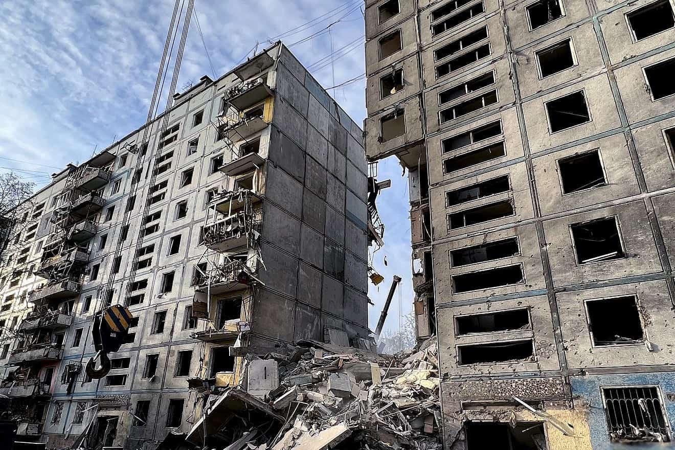Damage to a residential building in Zaporizhzhia, Ukraine, following a Russian airstrike on Oct. 9, 2022. Credit: National Police of Ukraine via Wikimedia Commons.