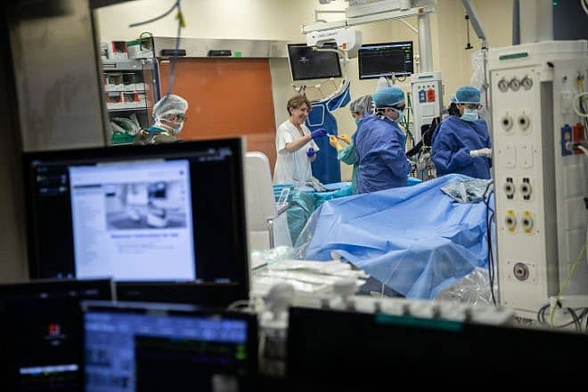 Israeli doctors perform cardiac catheterizations at Hadassah Ein Karem Hospital, in Jerusalem, on Jan. 20, 2020. Photo by Hadas Parush/Flash90.