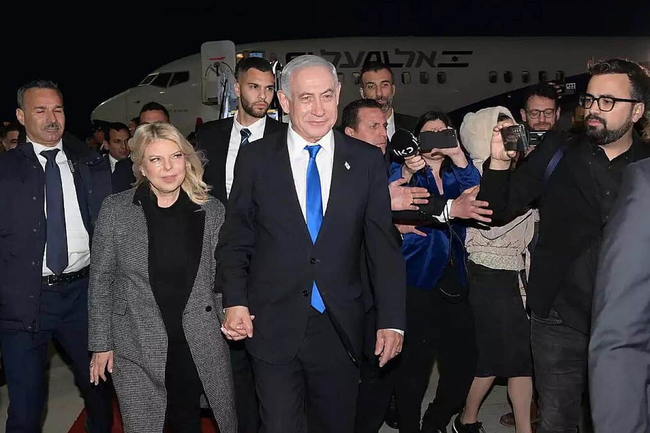 Prime Minister Benjamin Netanyahu and his wife, Sara, in Rome, March 2023. Photo by Amos Ben Gershom/GPO.