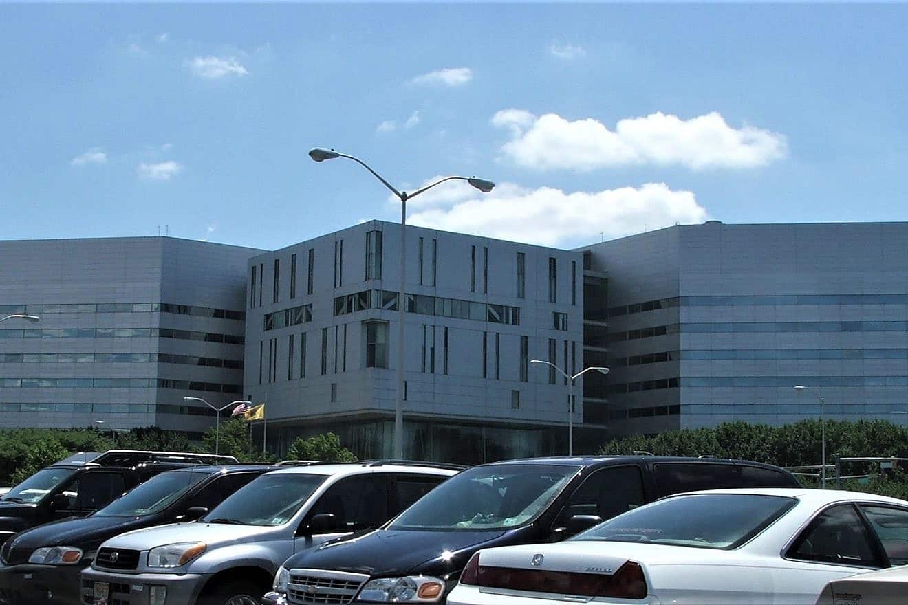 The Richard J. Hughes Justice Complex, seat of the New Jersey Supreme Court. Credit: Wikimedia Commons.