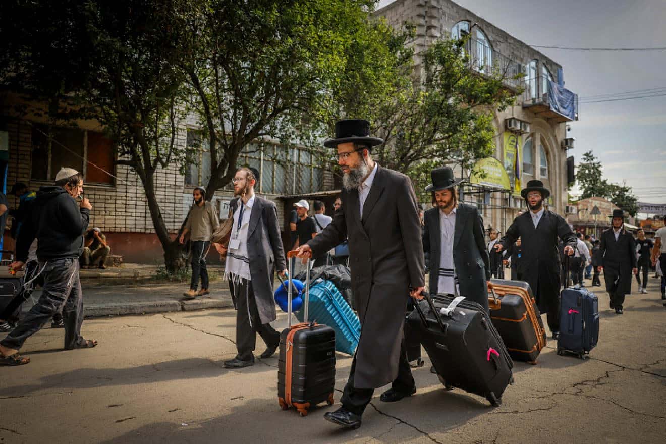 Jews arrive in the Ukrainian city of Uman ahead of Rosh Hashanah, Sept. 14, 2023. Photo by Chaim Goldberg/Flash90.