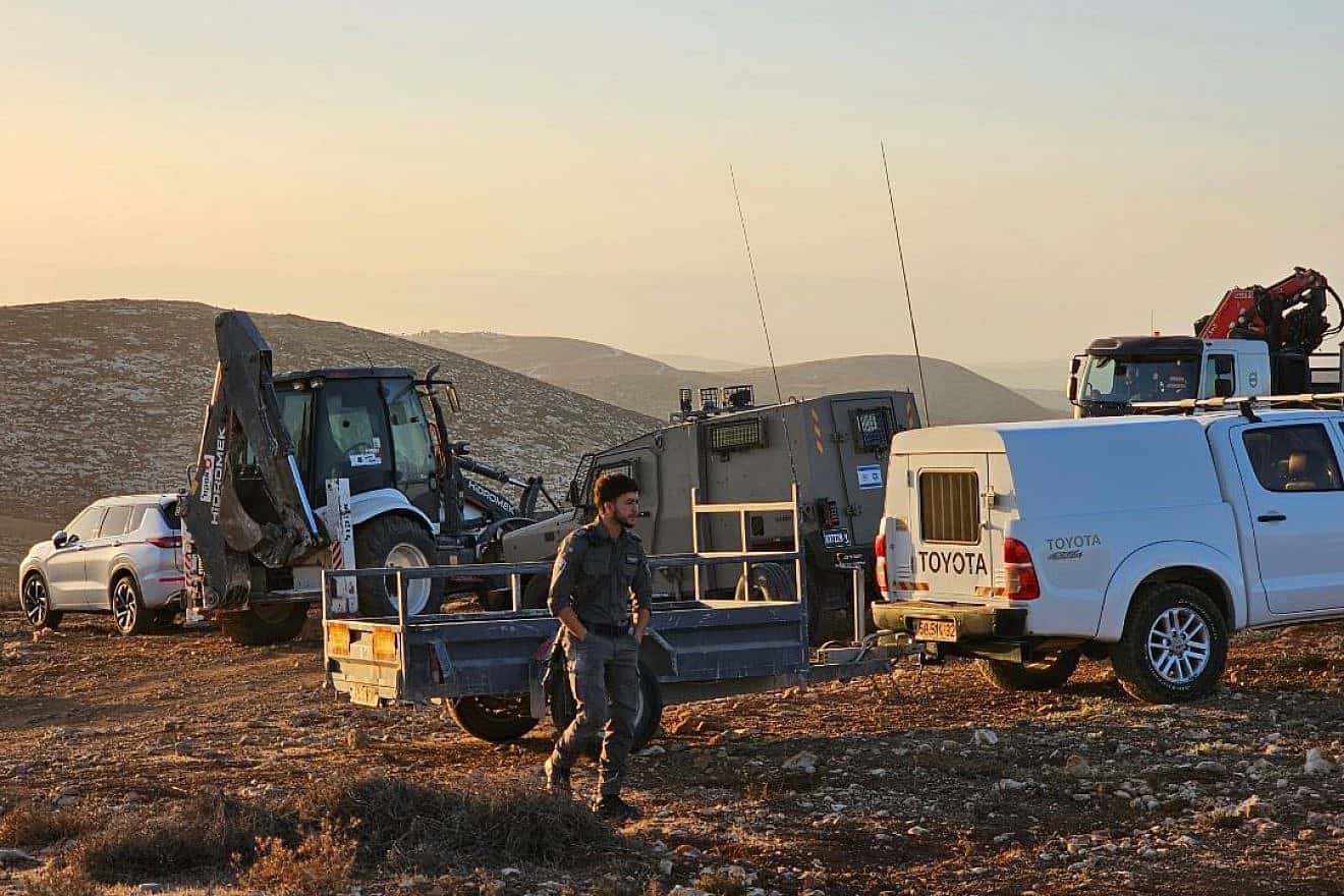 Givat Sde Yonatan, an outpost near Ma'ale Michmash in the Binyamin region of Samaria, was dismantled on Sept. 27, 2023 by Israeli security forces. Source: X