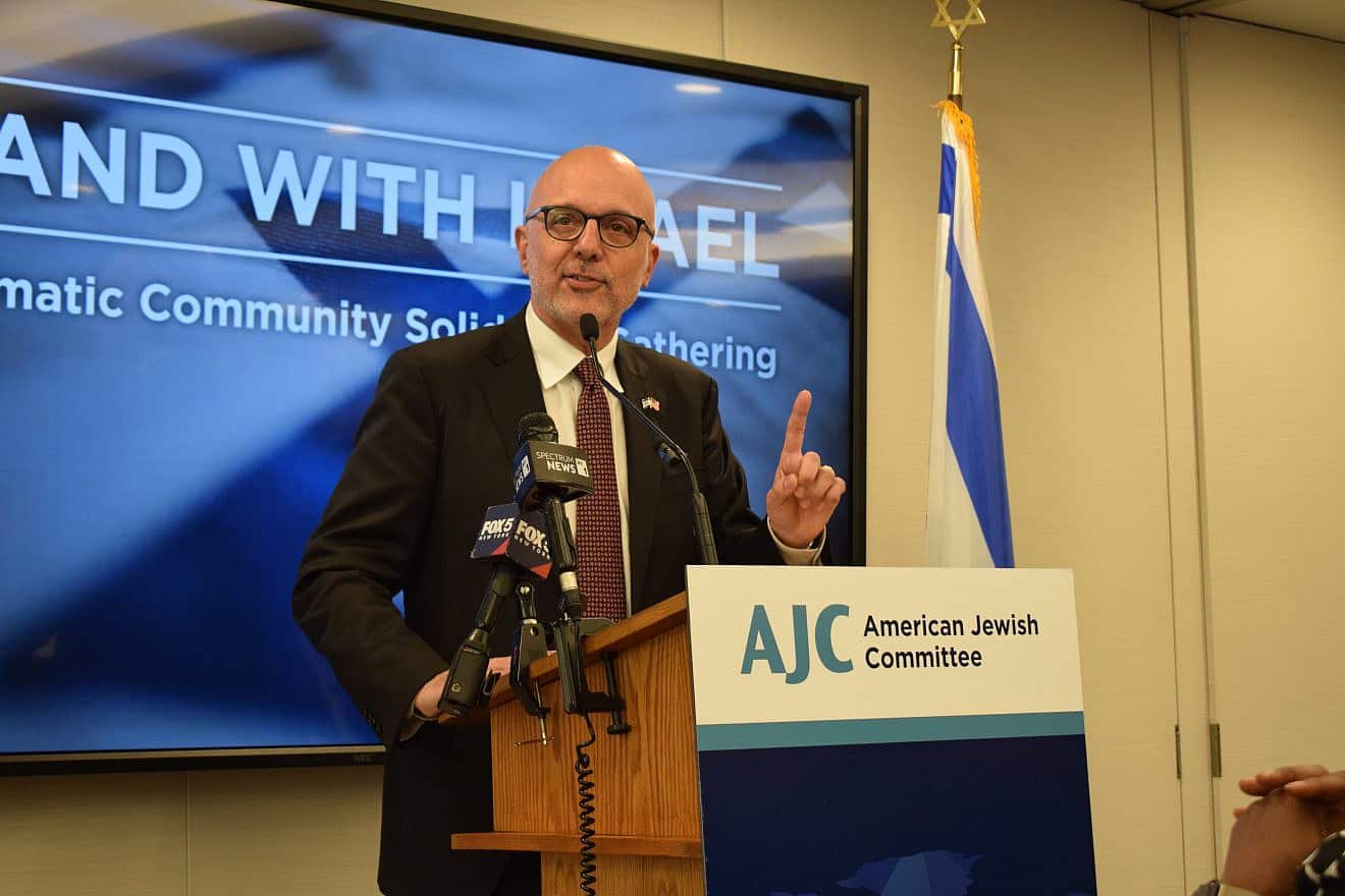 Ted Deutch, CEO of the American Jewish Committee, speaks at a solidarity rally for Israel at AJC's office in New York on Oct. 11, 2023. Credit: AJC.